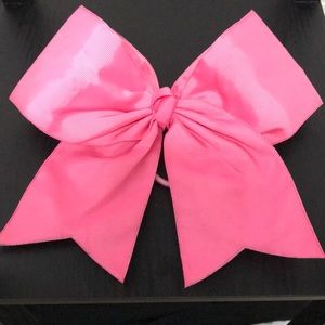 🎀 Hot pink hair bow! 🎀